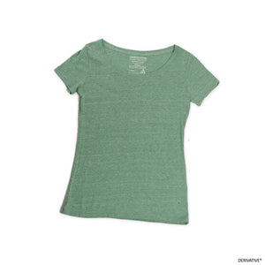 2017 color of the year green scoop neck tee, best 2017 2018 fashion trends
